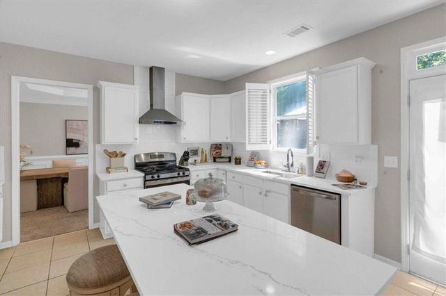 3123 Wolf Club Dr. SW, Atlanta, GA 30349