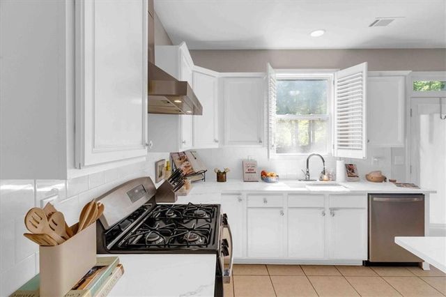 3123 Wolf Club Dr. SW, Atlanta, GA 30349