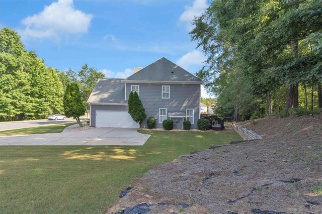 3123 Wolf Club Dr. SW, Atlanta, GA 30349