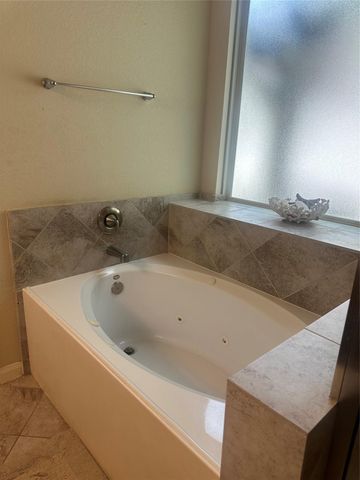 12947 Winners Circle, Montgomery, TX 77356