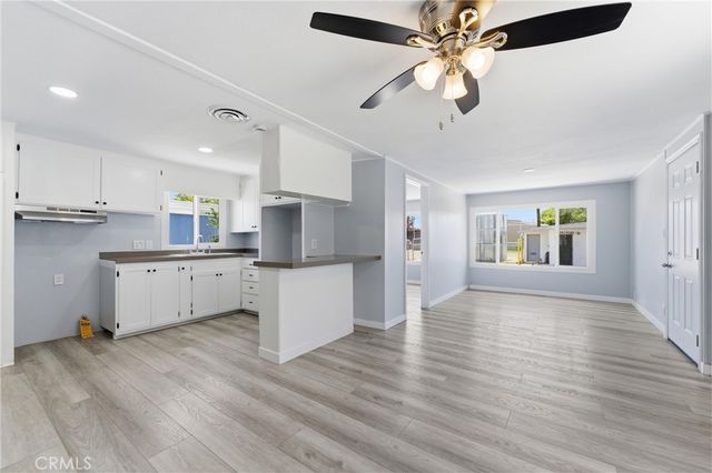 3157 E I Avenue E2, Lancaster, CA 93535