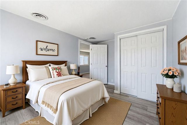 3157 E I Avenue E2, Lancaster, CA 93535