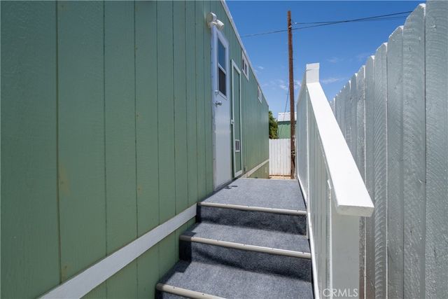3157 E I Avenue E2, Lancaster, CA 93535