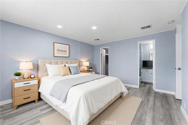 3157 E I Avenue E2, Lancaster, CA 93535