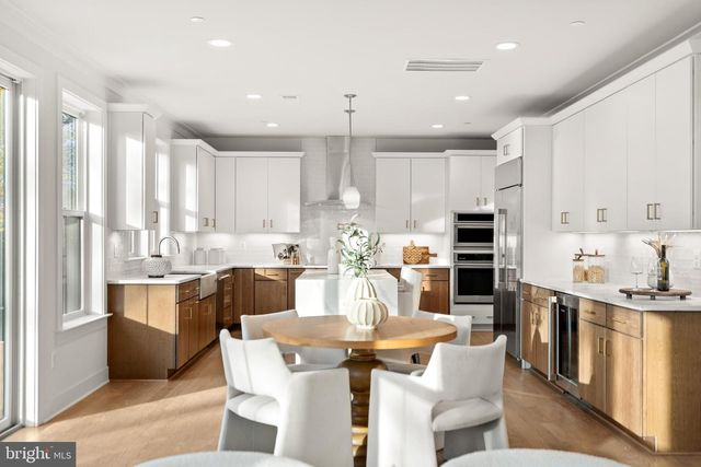 8506 HEMPSTEAD AVE, Bethesda, MD 20817