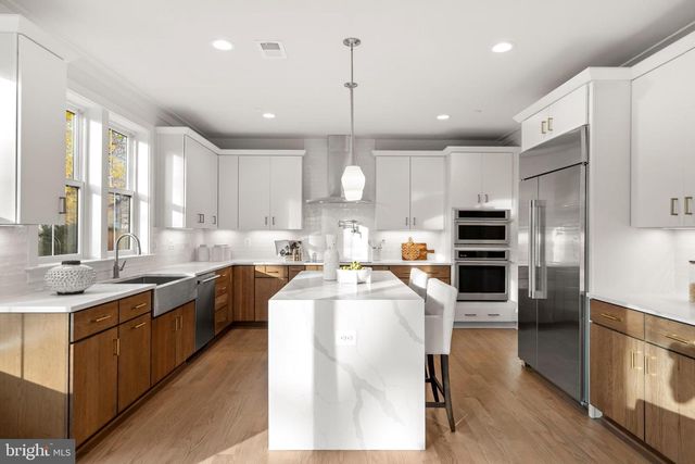 8506 HEMPSTEAD AVE, Bethesda, MD 20817