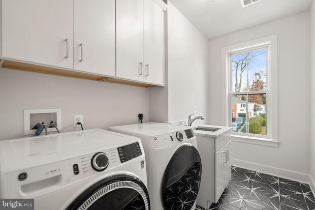 8506 HEMPSTEAD AVE, Bethesda, MD 20817