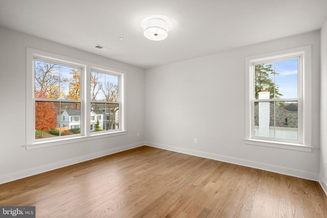 8506 HEMPSTEAD AVE, Bethesda, MD 20817