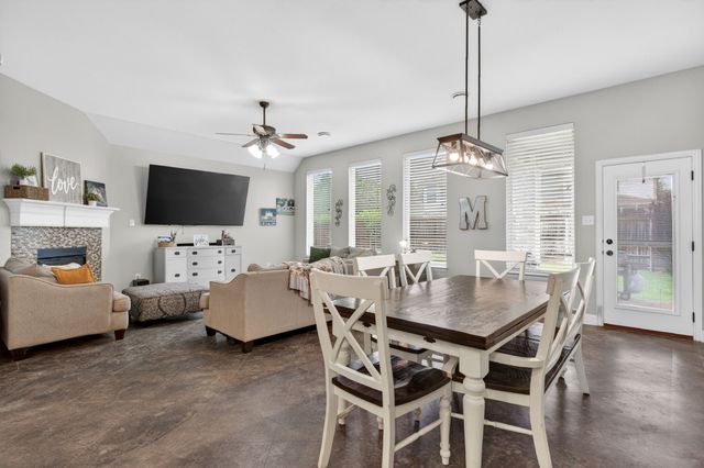1227 Belle Meade Way, Burleson, TX 76028