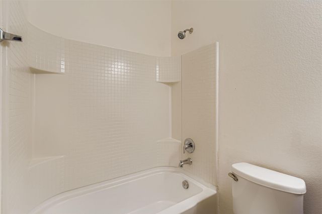 334 Nandina DR, Buda, TX 78610