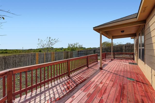 334 Nandina DR, Buda, TX 78610
