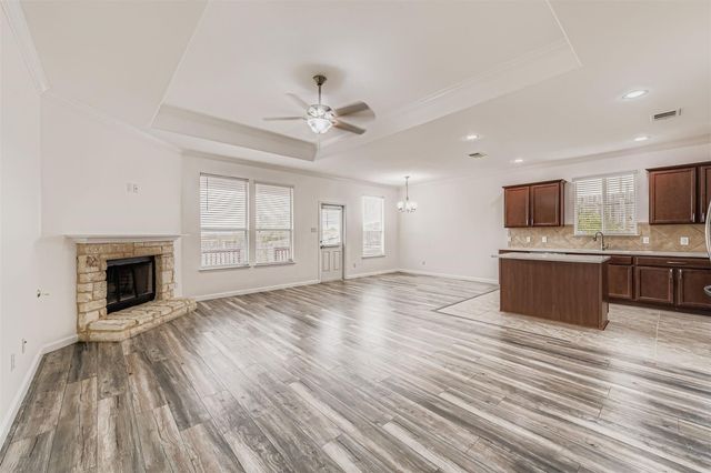 334 Nandina DR, Buda, TX 78610