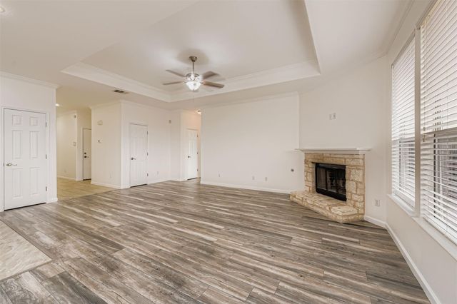 334 Nandina DR, Buda, TX 78610