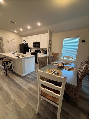 1010 25th St, Corpus Christi, TX 78405