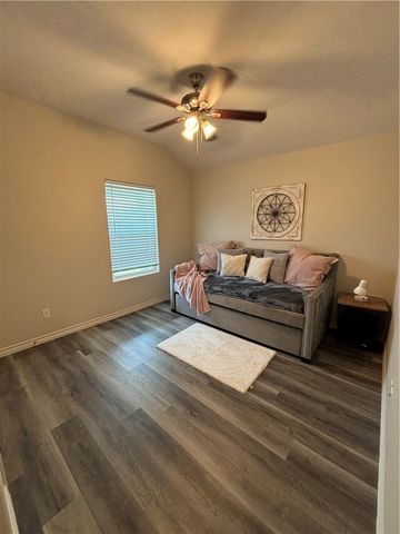 1010 25th St, Corpus Christi, TX 78405