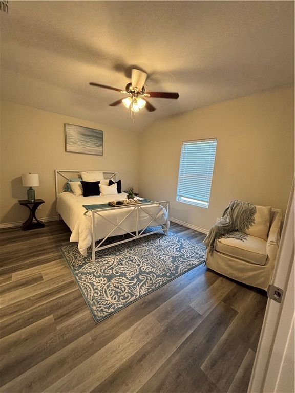 1010 25th St, Corpus Christi, TX 78405 — photo 5