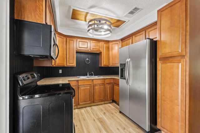 10443 Fm 512, Wolfe City, TX 75496