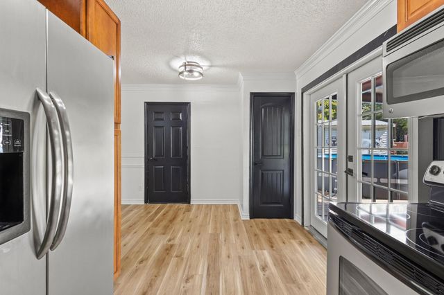 10443 Fm 512, Wolfe City, TX 75496