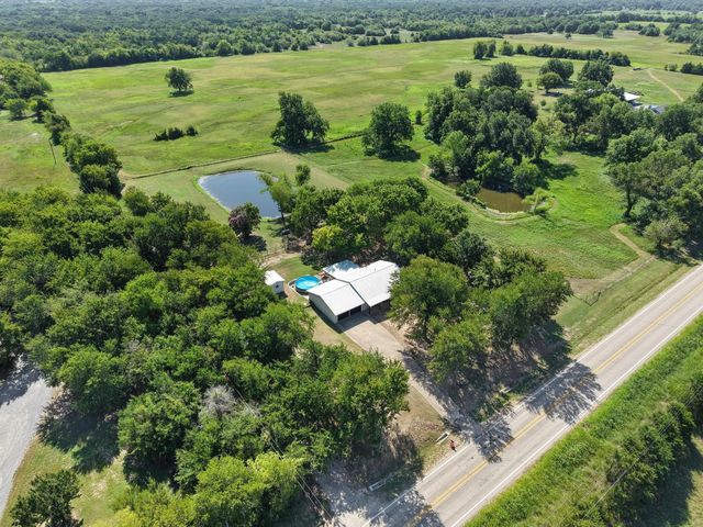 10443 Fm 512, Wolfe City, TX 75496