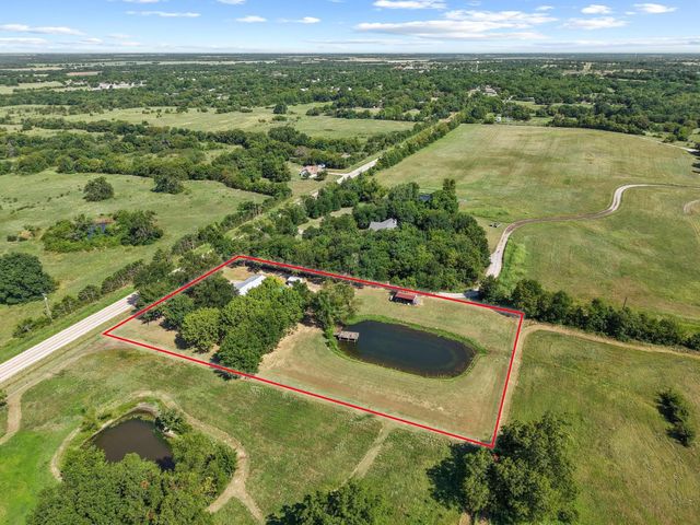 10443 Fm 512, Wolfe City, TX 75496