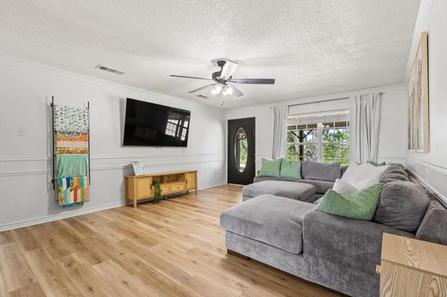 10443 Fm 512, Wolfe City, TX 75496