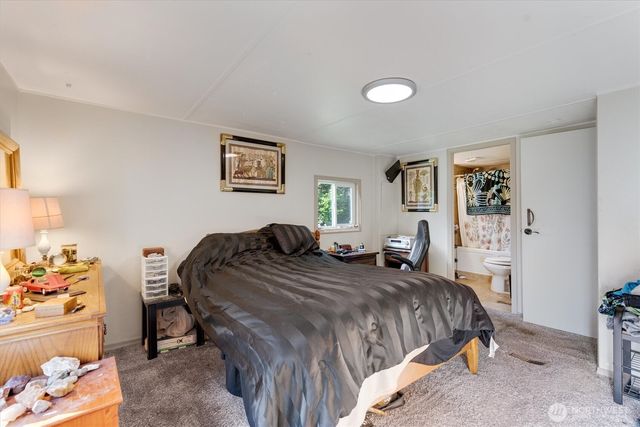 215 North Avenue, Kelso, WA 98626