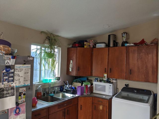 6505 Pearson Ln, North Highlands, CA 95660