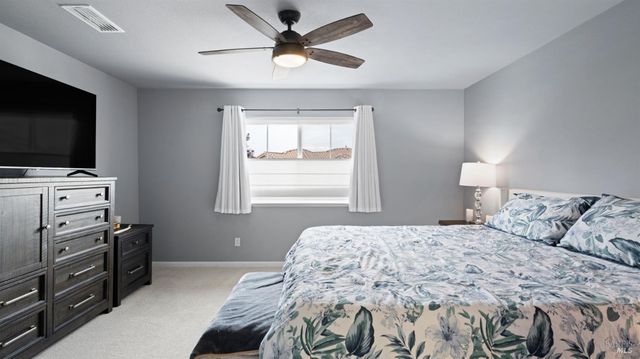 1157 N Station Dr, Vacaville, CA 95688