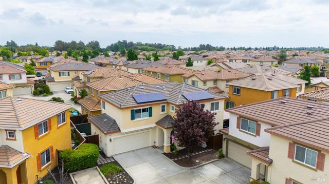 1157 N Station Dr, Vacaville, CA 95688