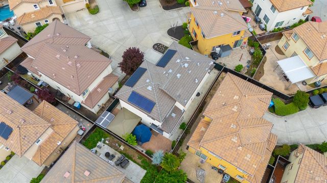 1157 N Station Dr, Vacaville, CA 95688