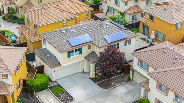 1157 N Station Dr, Vacaville, CA 95688