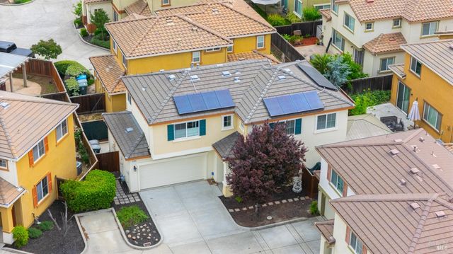 1157 N Station Dr, Vacaville, CA 95688