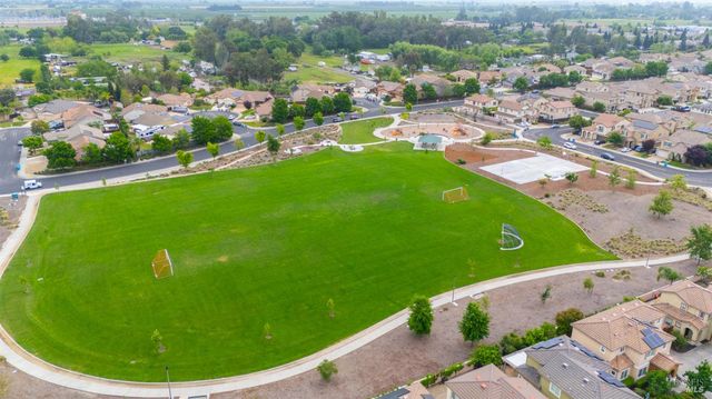 1157 N Station Dr, Vacaville, CA 95688