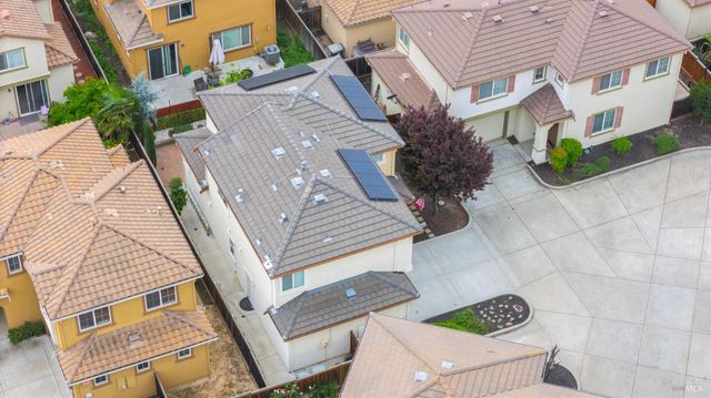 1157 N Station Dr, Vacaville, CA 95688