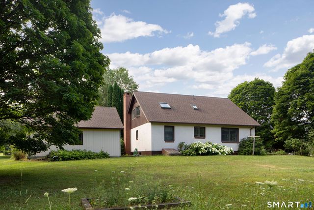 4 Mountain View Lane, North Canaan, CT 06018