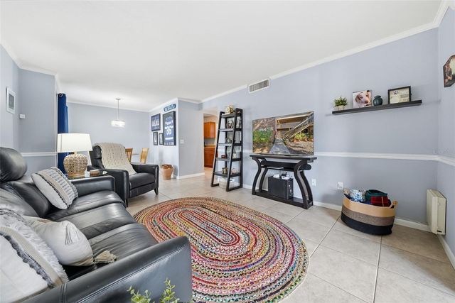 10433 CARROLLBROOK COURT 105, Tampa, FL 33618