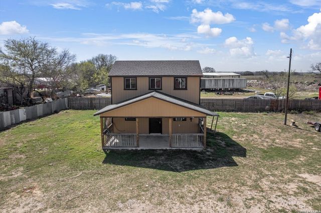 18883 Lagloria Rd, Elmendorf, TX 78112