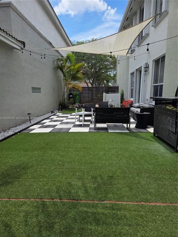 11253 NW 47th Ln, Doral, FL 33178