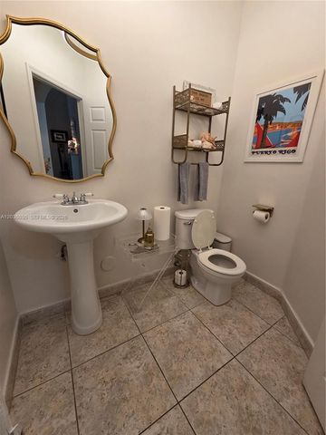 11253 NW 47th Ln, Doral, FL 33178