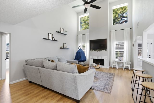 747 Cedar Leaf Circle, Lake Dallas, TX 75065