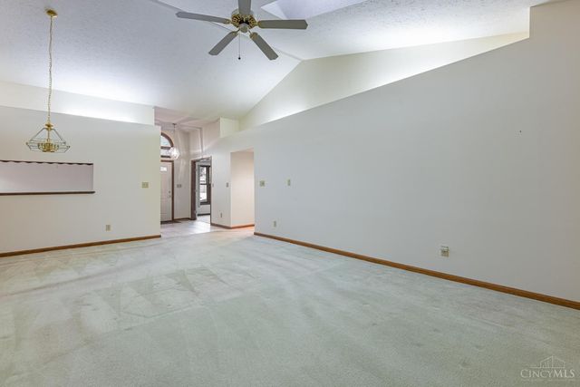 19 Hathaway Commons Drive, Lebanon, OH 45036