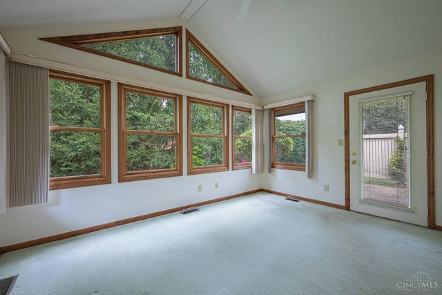 19 Hathaway Commons Drive, Lebanon, OH 45036