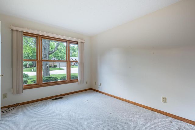 19 Hathaway Commons Drive, Lebanon, OH 45036