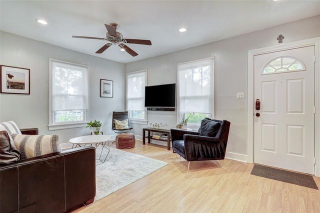 5204 Huisache ST 1, Austin, TX 78751