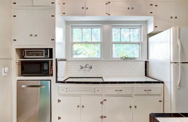 5204 Huisache ST 1, Austin, TX 78751