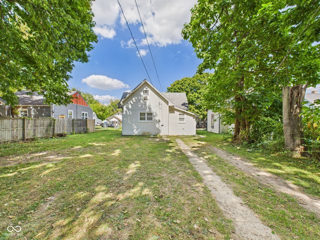 1027 W 11th Street, Anderson, IN 46016