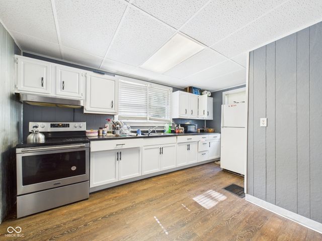 1027 W 11th Street, Anderson, IN 46016