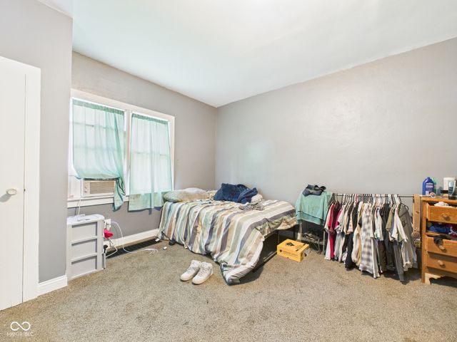 1027 W 11th Street, Anderson, IN 46016