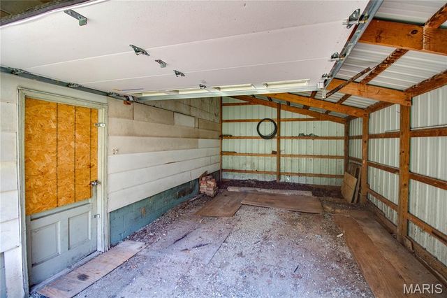 13554 Cannedy Road, Carlinville, IL 62626