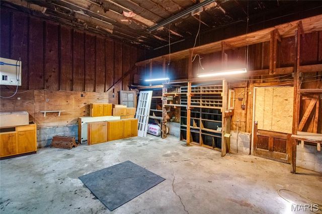 13554 Cannedy Road, Carlinville, IL 62626